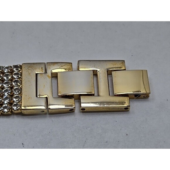 Victoria Wieck Gold Tone Pave Crystal Watch New Battery Womens Quartz Bracelet - Picture 10 of 10